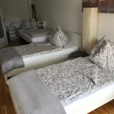 Lg Lovely Apartment Stockerau
